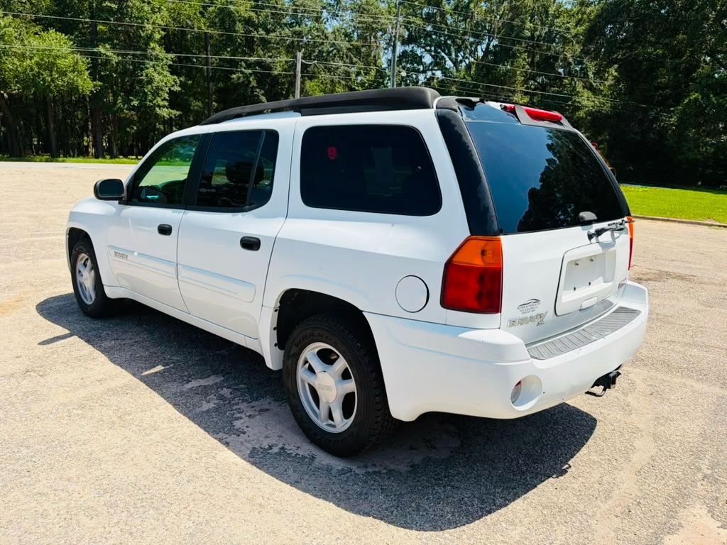 Photo 4 of this GMC ENVOY XL