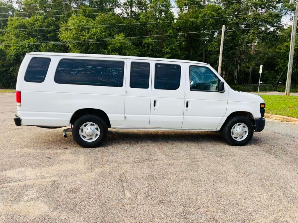 Photo 7 of this FORD E-SERIES