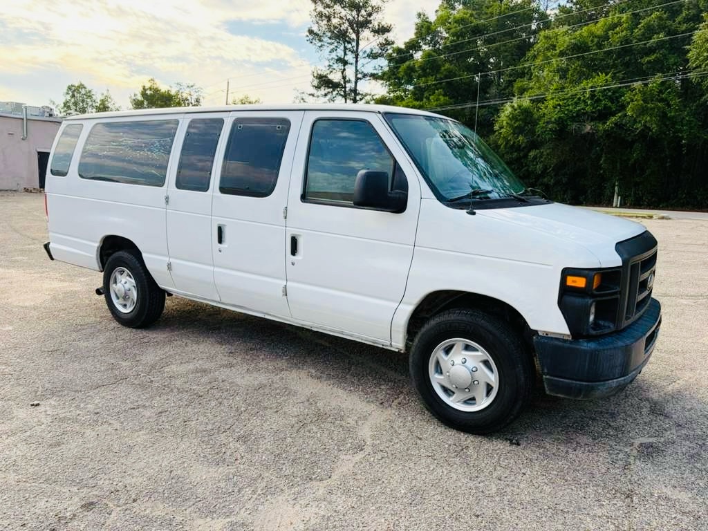 Photo 8 of this FORD E-SERIES