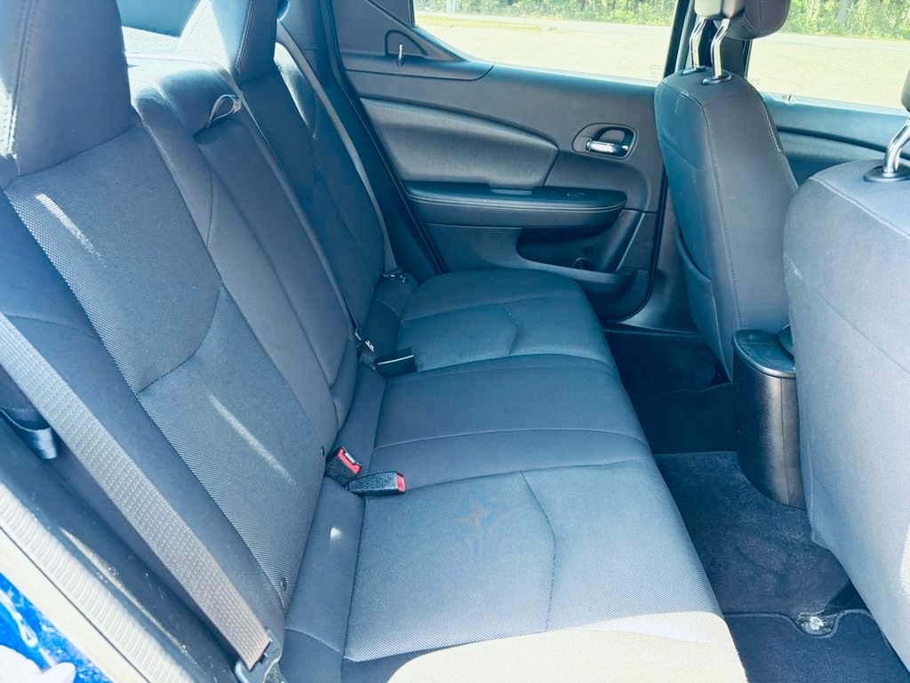 Photo 11 of this DODGE AVENGER