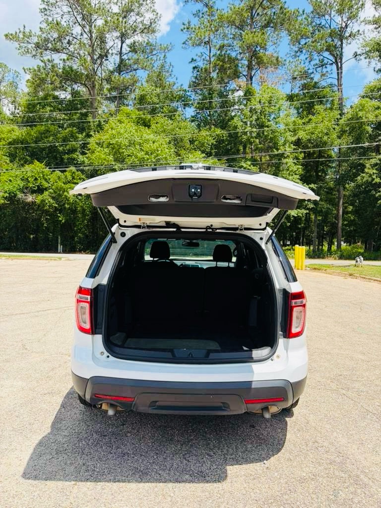 Photo 19 of this FORD EXPLORER
