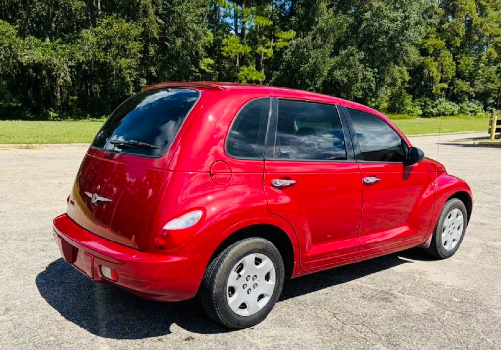 Photo 6 of this CHRYSLER PT CRUISER