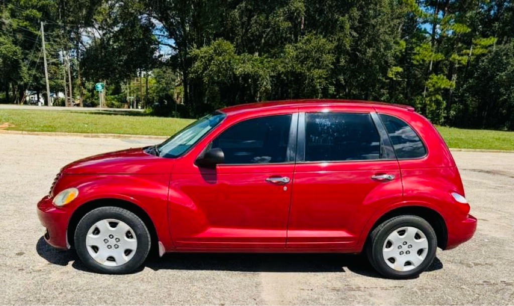 Photo 3 of this CHRYSLER PT CRUISER