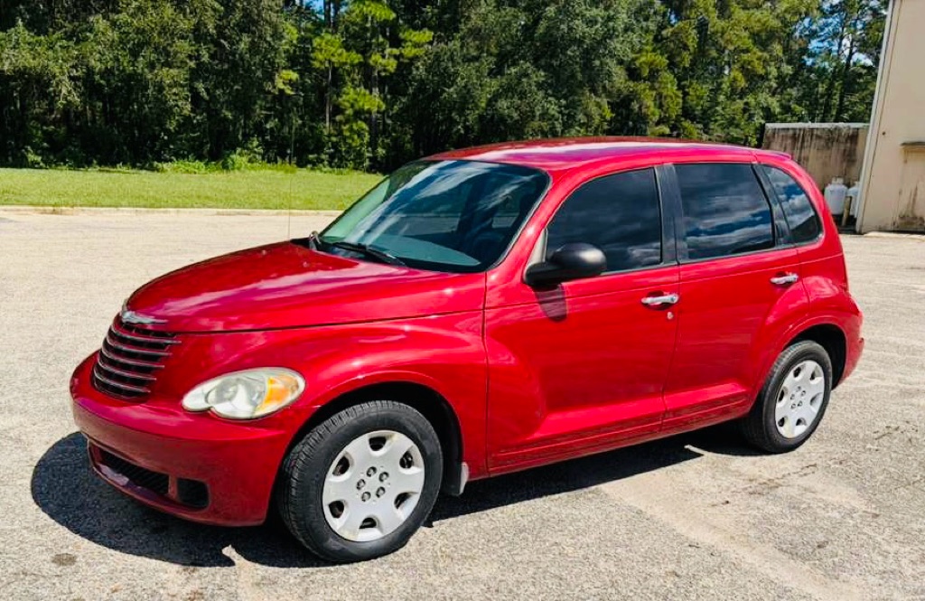 Photo 2 of this CHRYSLER PT CRUISER