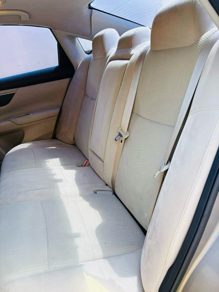 Photo 13 of this NISSAN ALTIMA