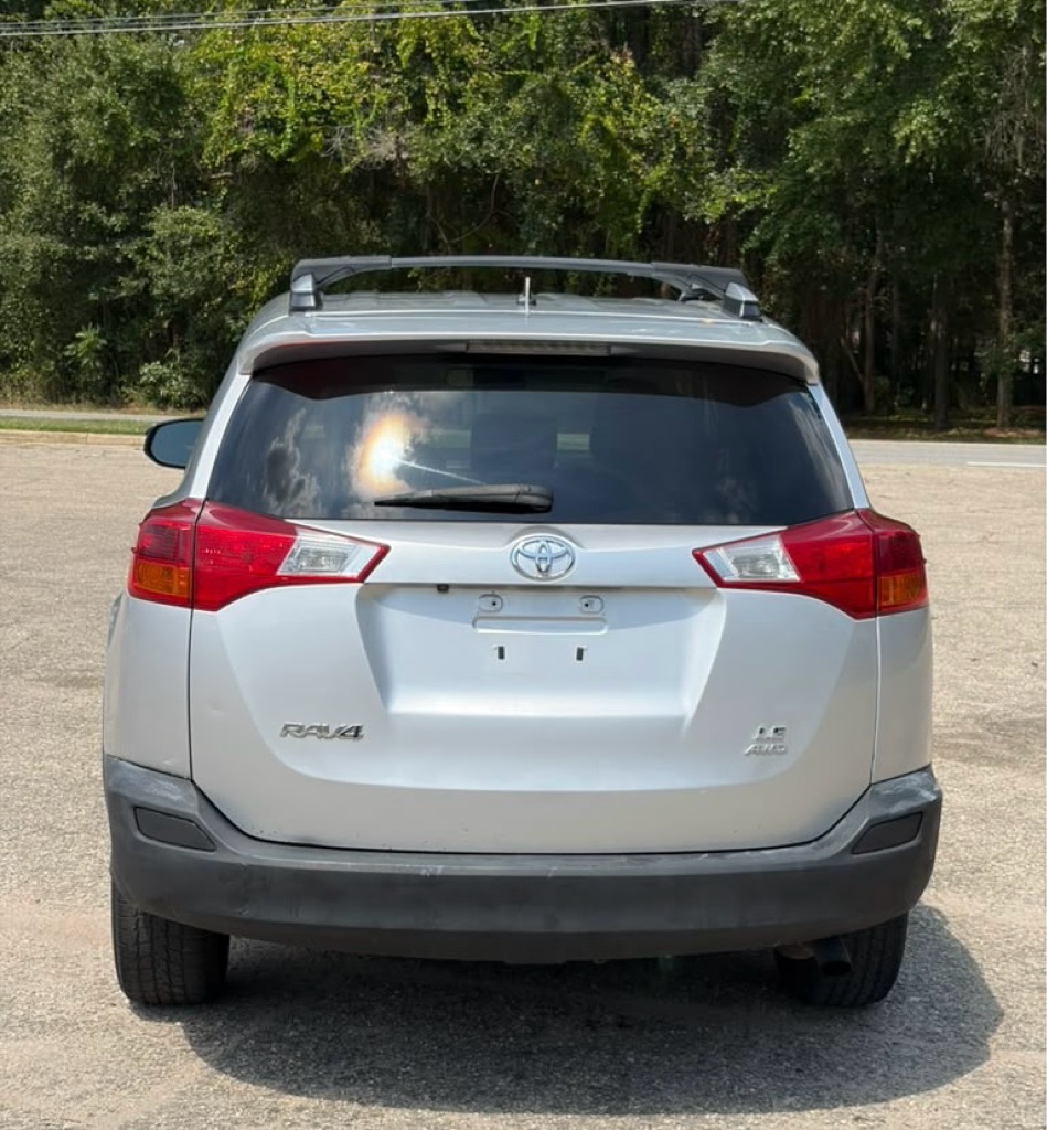 Photo 5 of this TOYOTA RAV4
