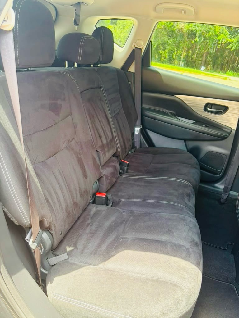 Photo 16 of this NISSAN MURANO