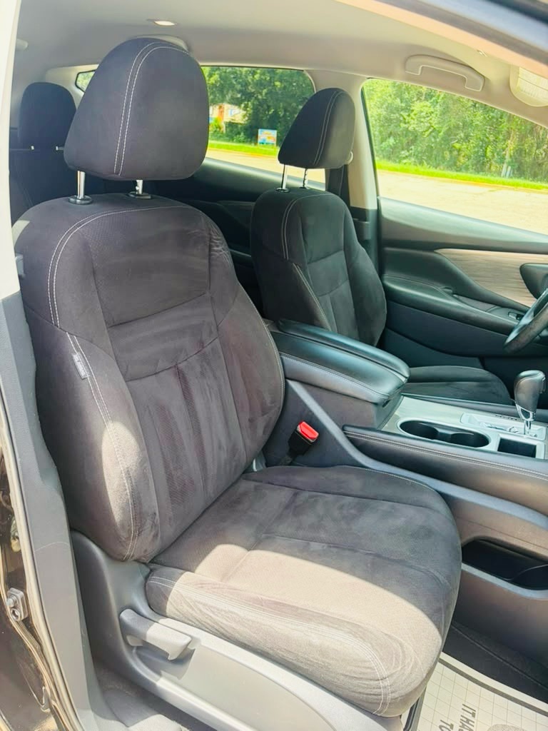 Photo 18 of this NISSAN MURANO