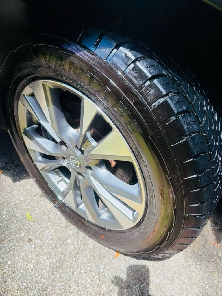 Photo 24 of this NISSAN MURANO