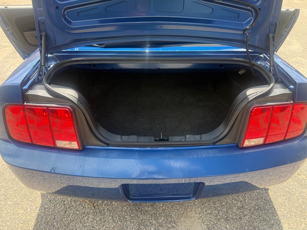 Photo 19 of this FORD MUSTANG