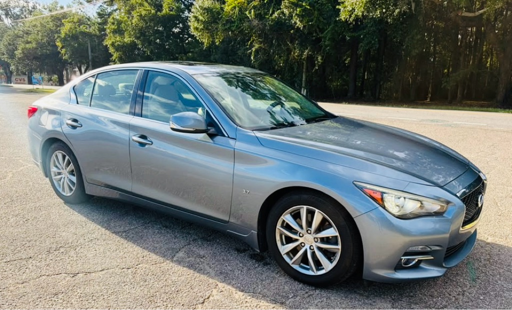 Photo 8 of this INFINITI Q50