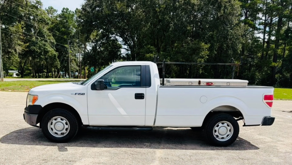 Photo 3 of this FORD F-150