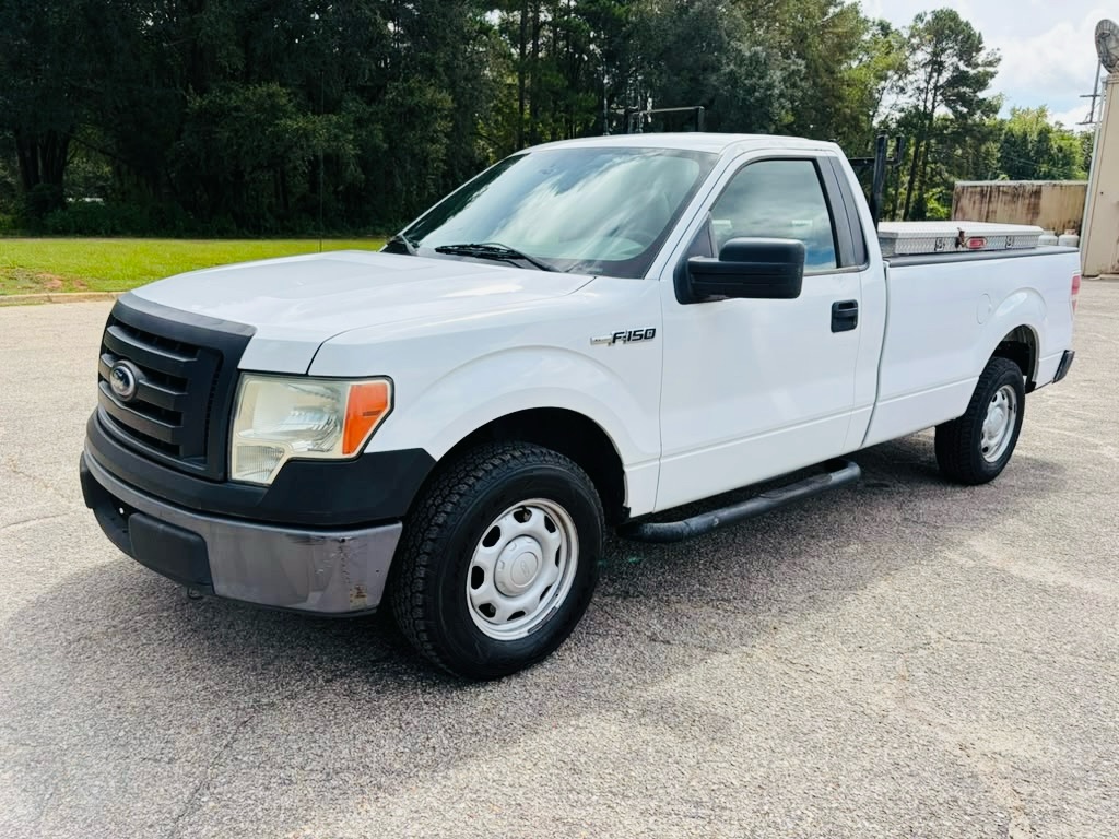 Photo 2 of this FORD F-150