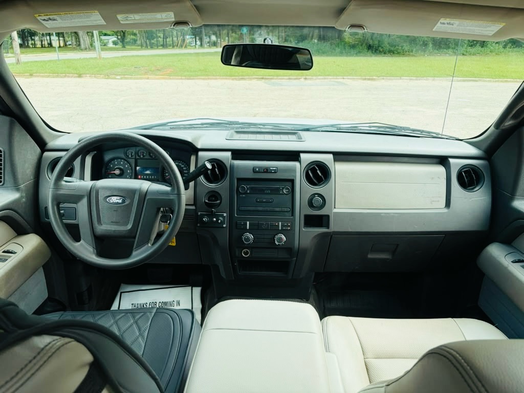 Photo 18 of this FORD F-150