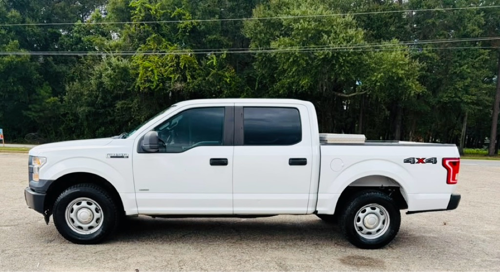 Photo 3 of this FORD F-150