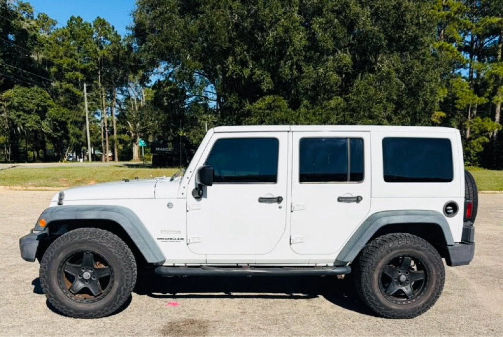 Photo 3 of this JEEP WRANGLER UNLIMI