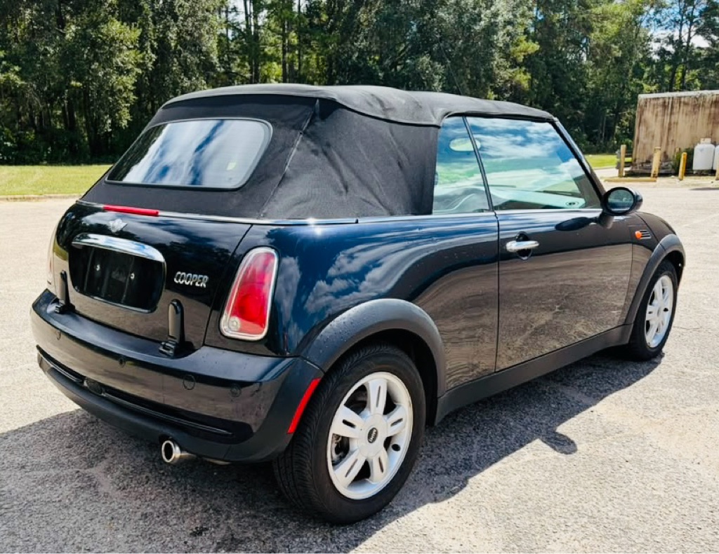 Photo 6 of this MINI COOPER