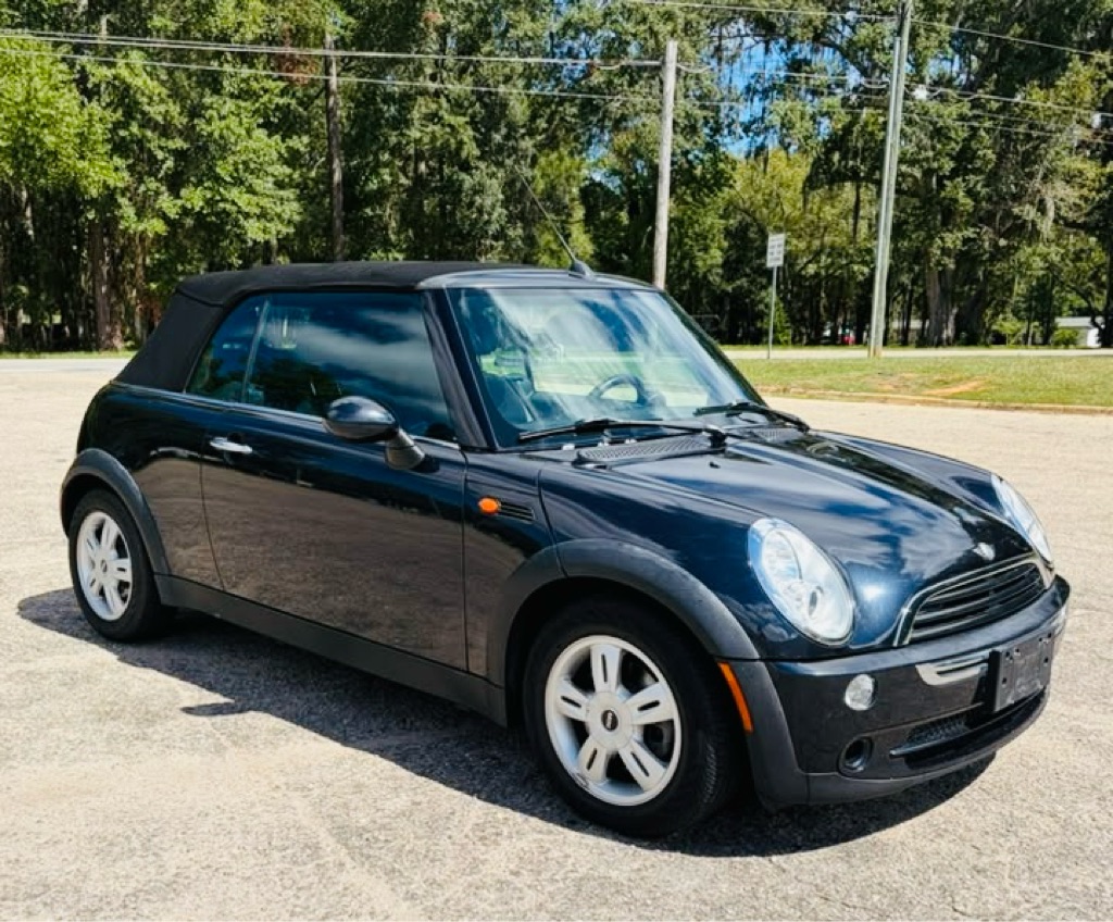 Photo 8 of this MINI COOPER