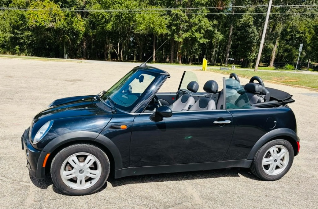 Photo 11 of this MINI COOPER