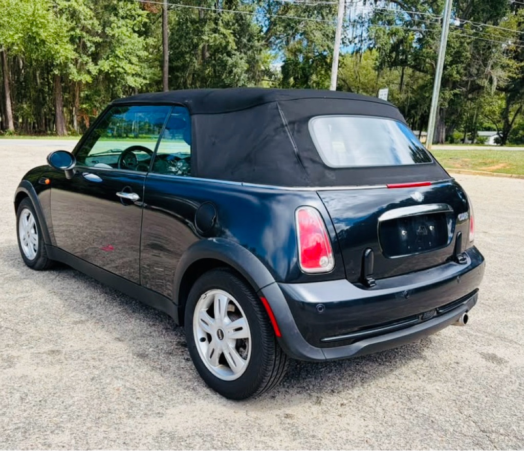 Photo 4 of this MINI COOPER