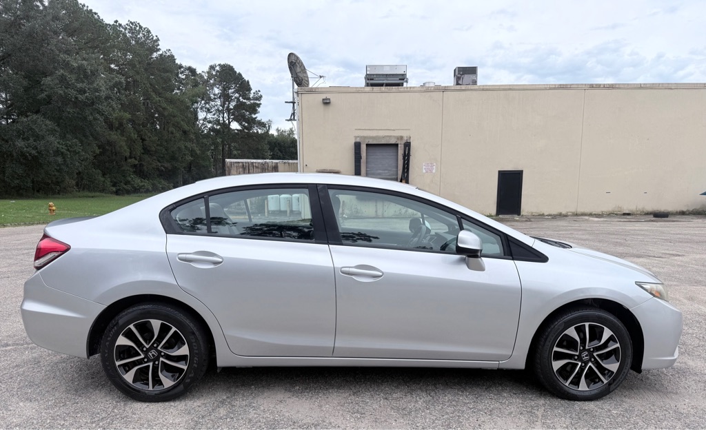 Photo 7 of this HONDA CIVIC
