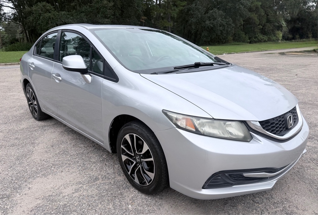 Photo 8 of this HONDA CIVIC