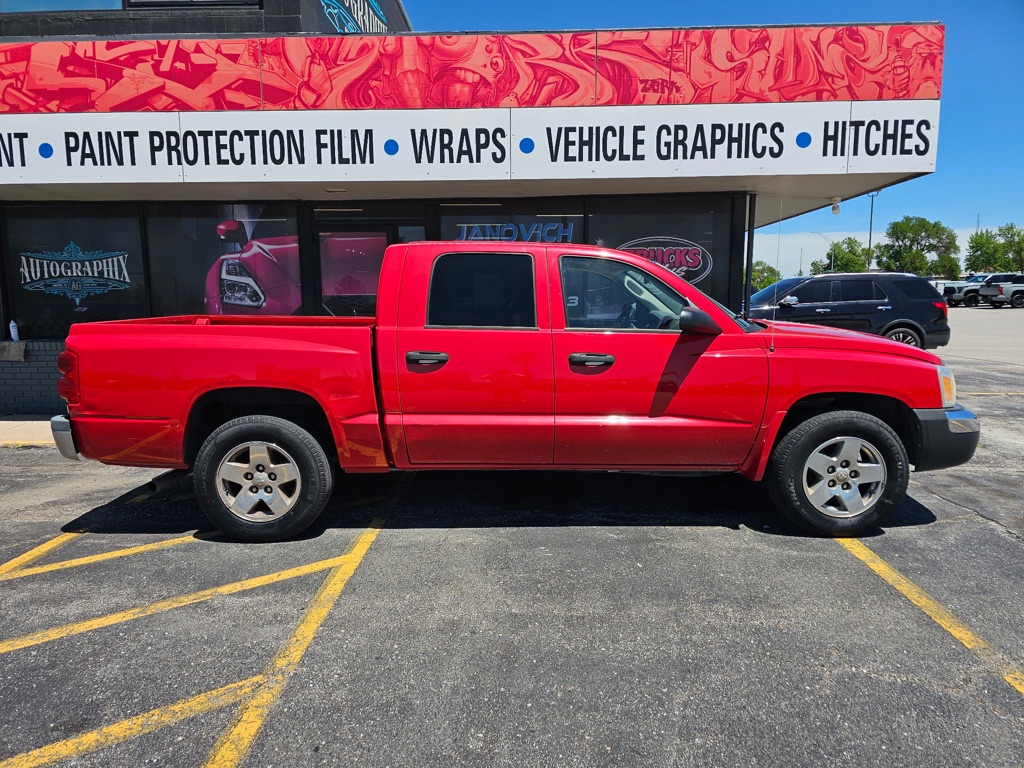 Red 2005 Dodge Dakota SLT Quad Cab RWD Pickup Truck Rear-Wheel Drive Automatic
