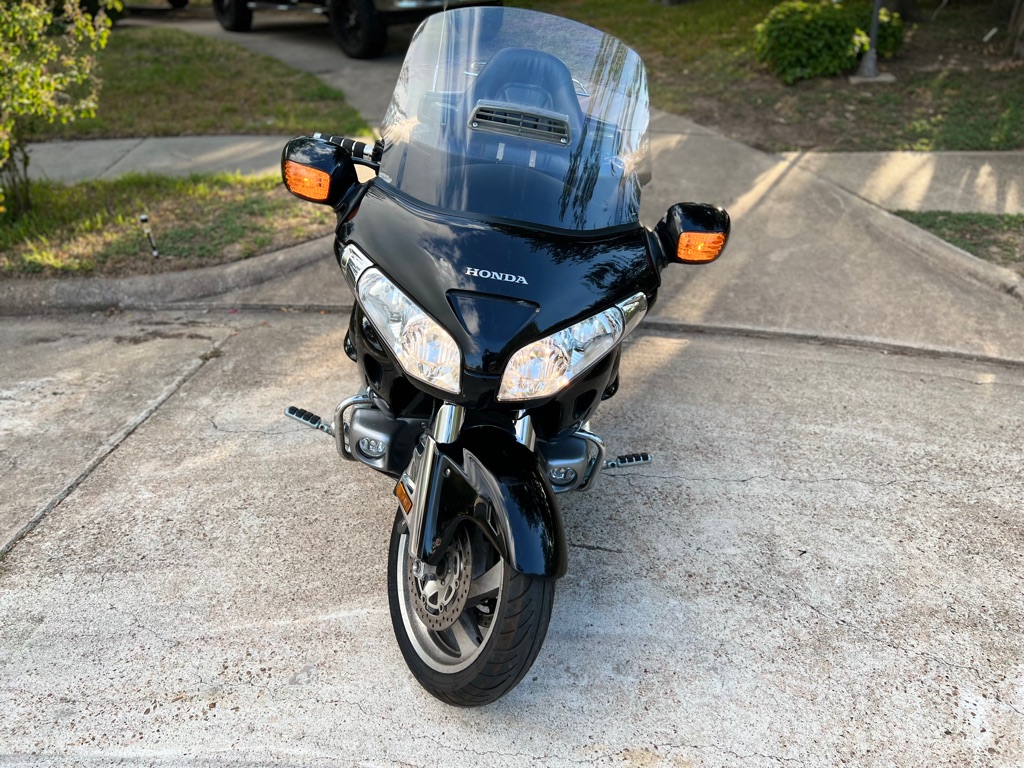 Photo 5 of this HONDA GOLDWING