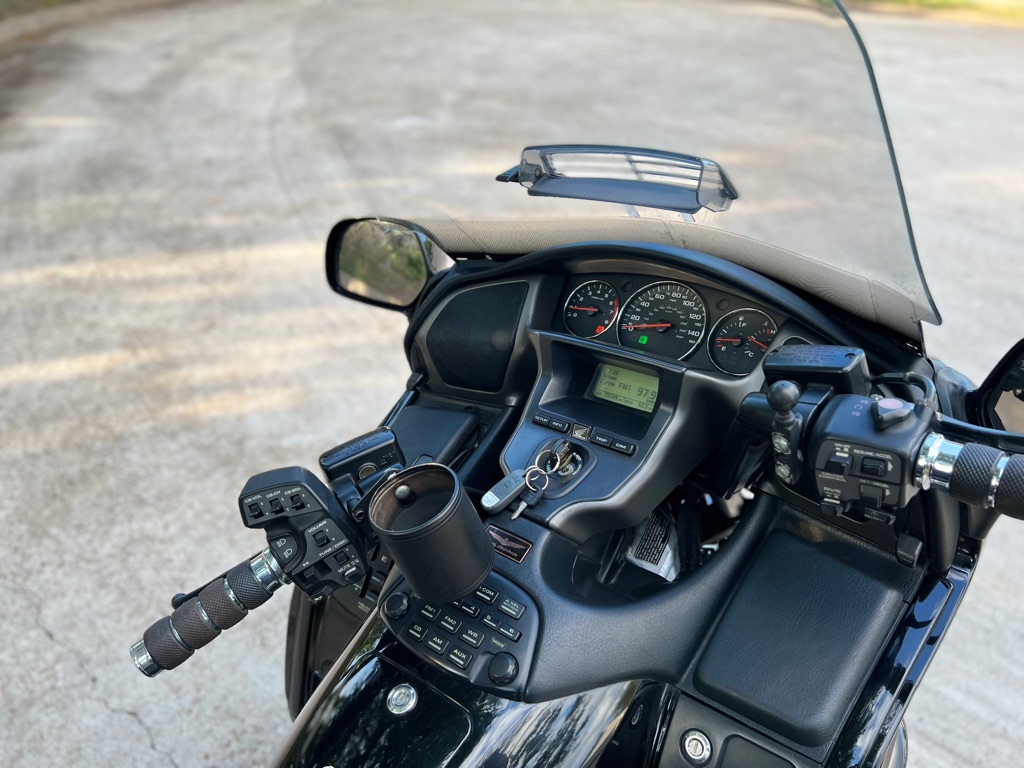Photo 7 of this HONDA GOLDWING