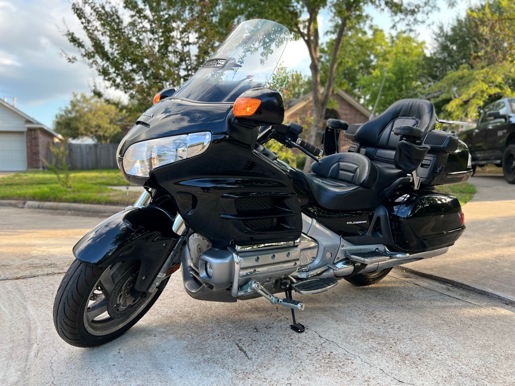 Photo 2 of this HONDA GOLDWING