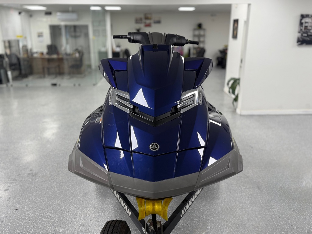 Photo 8 of this YAMAHA FX CRUISE