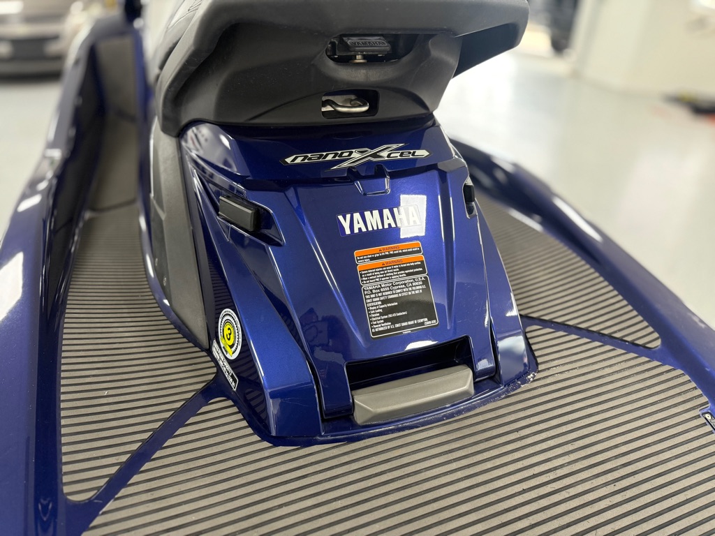 Photo 9 of this YAMAHA FX CRUISE