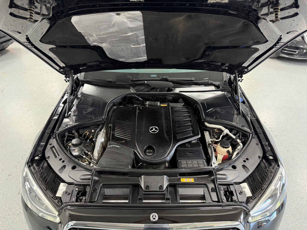Photo 50 of this MERCEDES-BENZ S-CLASS