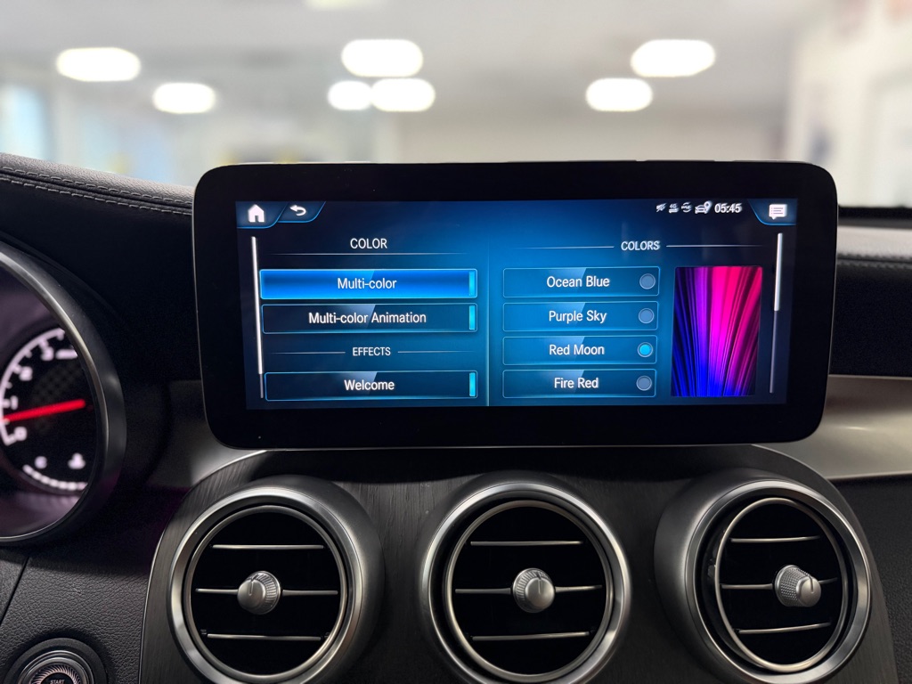 Photo 55 of this MERCEDES-BENZ GLC