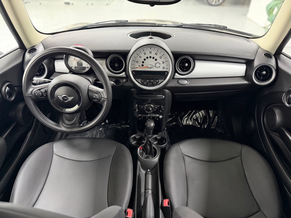 Photo 20 of this MINI HARDTOP