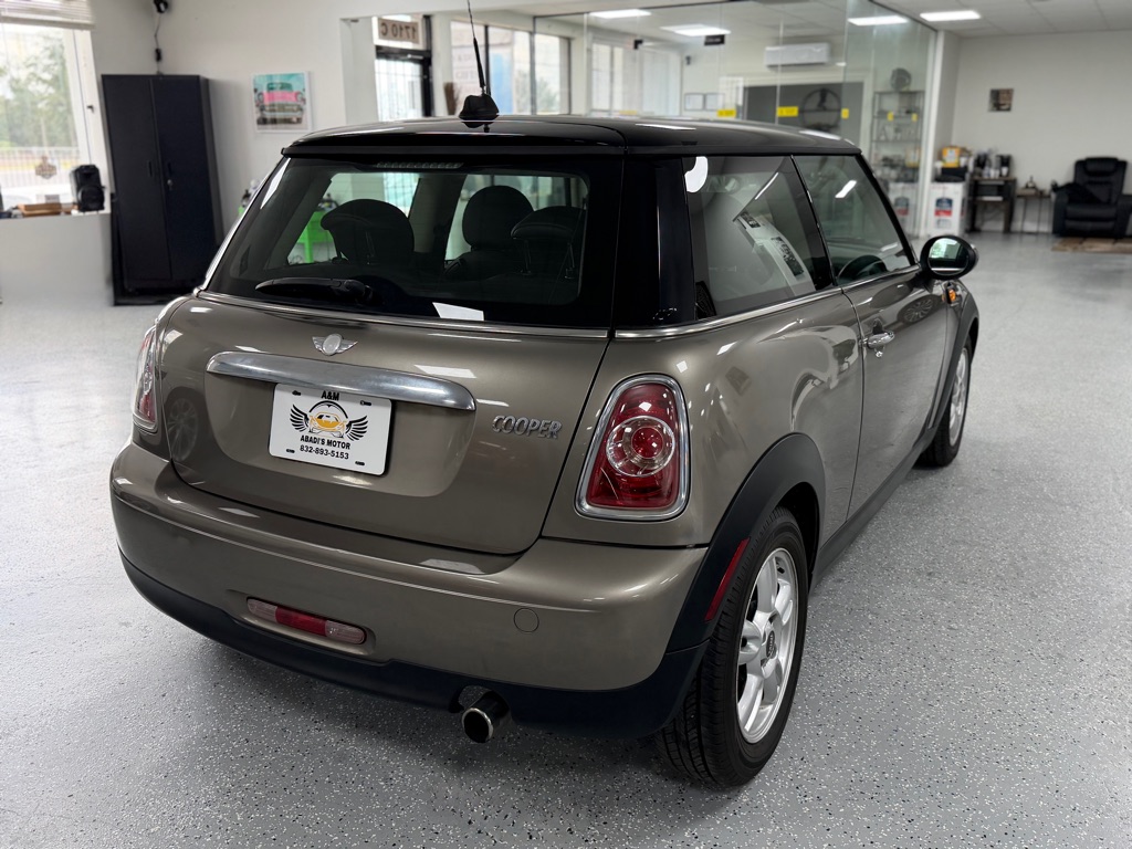 Photo 10 of this MINI HARDTOP