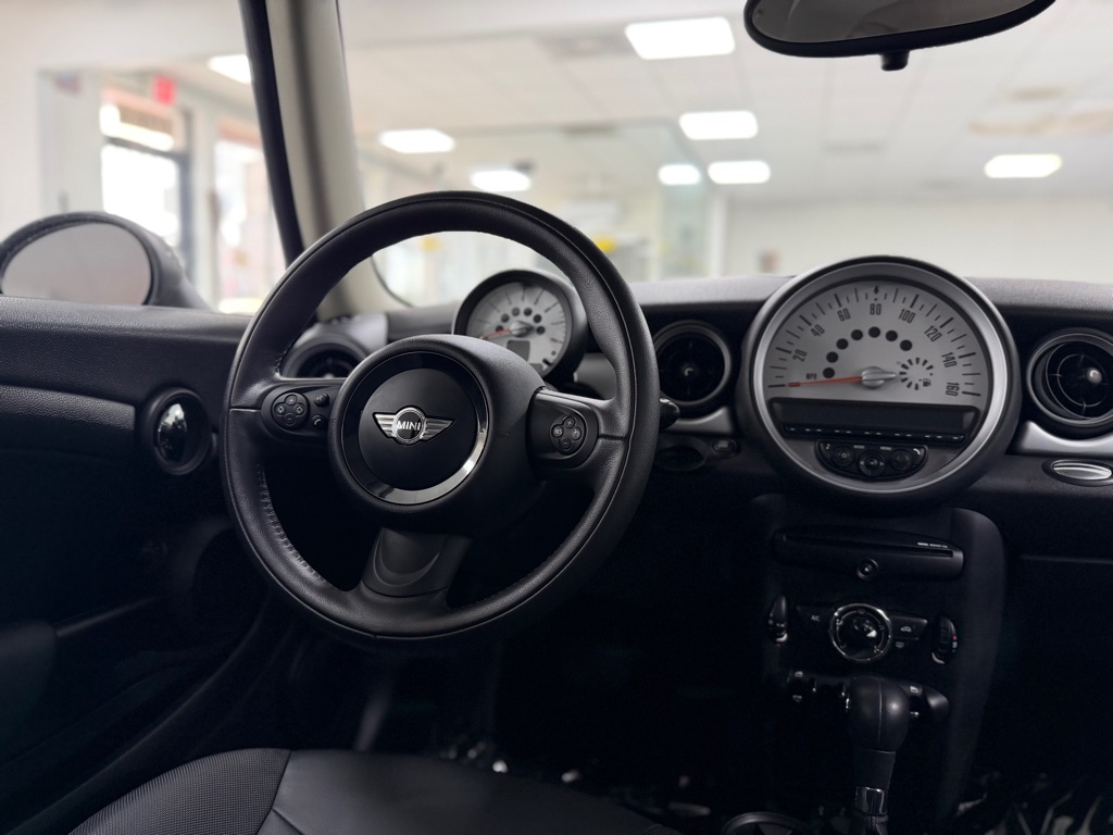 Photo 23 of this MINI HARDTOP