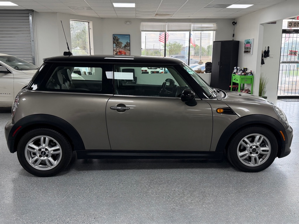 Photo 12 of this MINI HARDTOP
