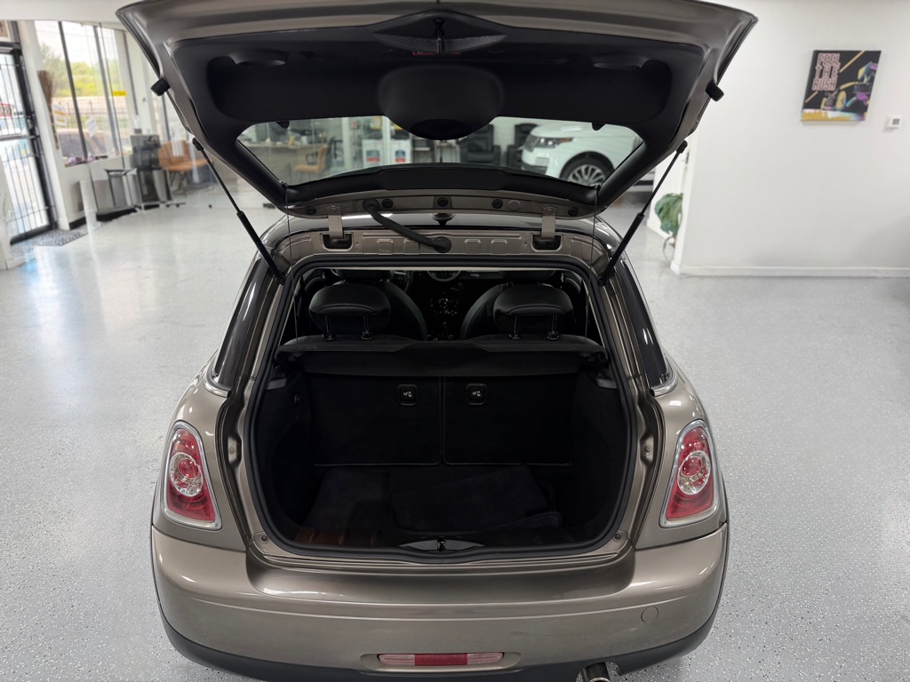 Photo 41 of this MINI HARDTOP