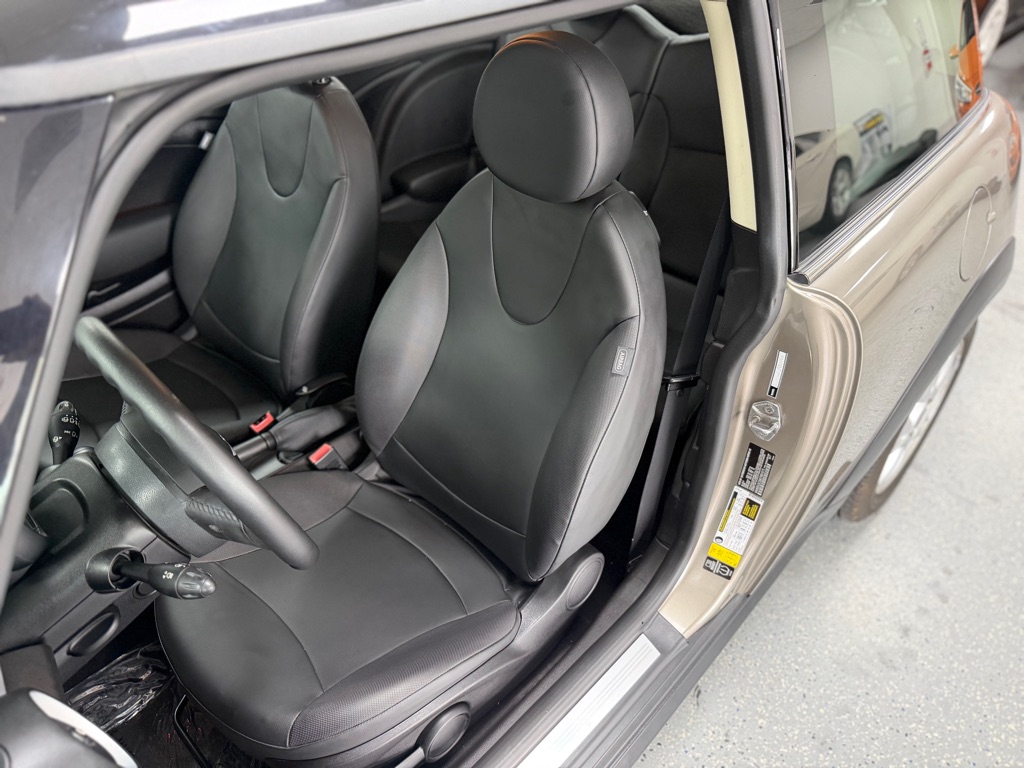 Photo 31 of this MINI HARDTOP