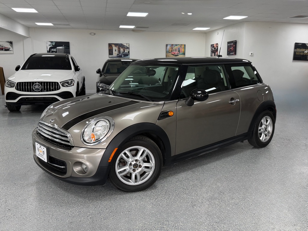 Photo 2 of this MINI HARDTOP