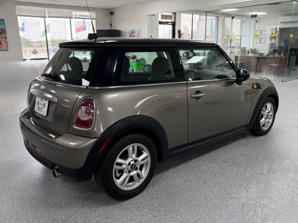 Photo 11 of this MINI HARDTOP