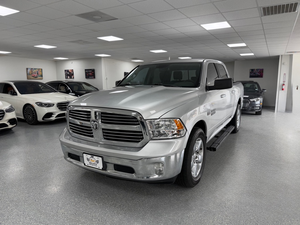 Photo 2 of this RAM 1500