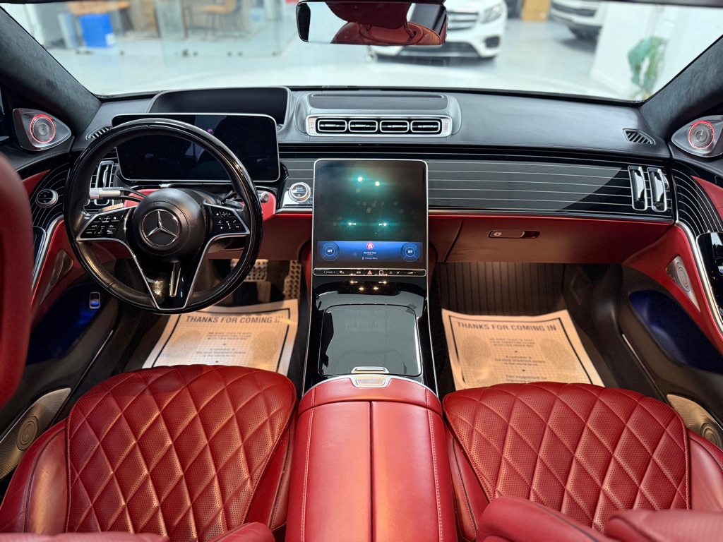 Photo 20 of this MERCEDES-BENZ S-CLASS