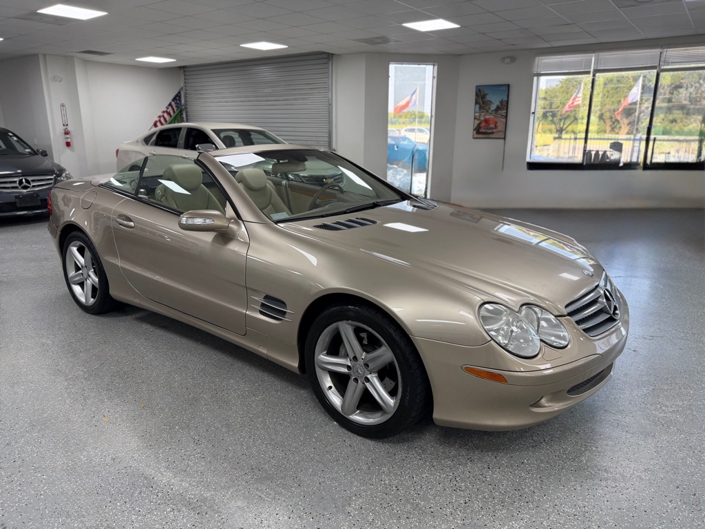 Photo 10 of this MERCEDES-BENZ SL-CLASS