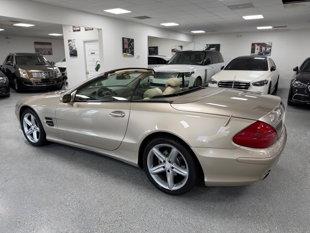 Photo 5 of this MERCEDES-BENZ SL-CLASS
