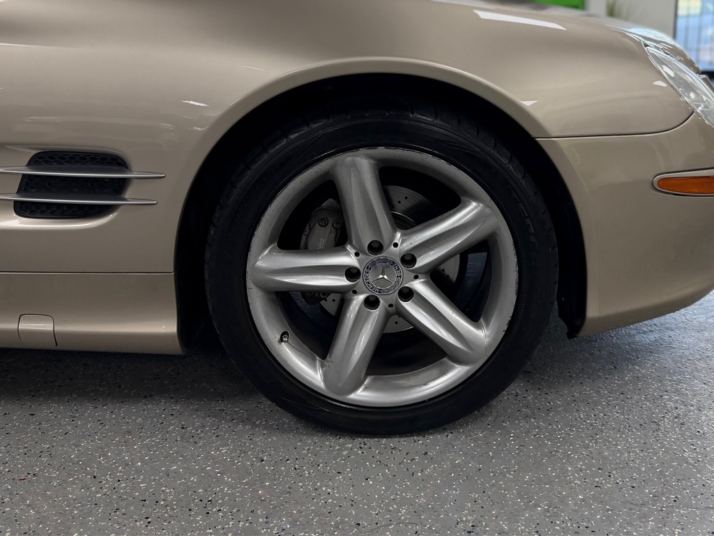 Photo 73 of this MERCEDES-BENZ SL-CLASS