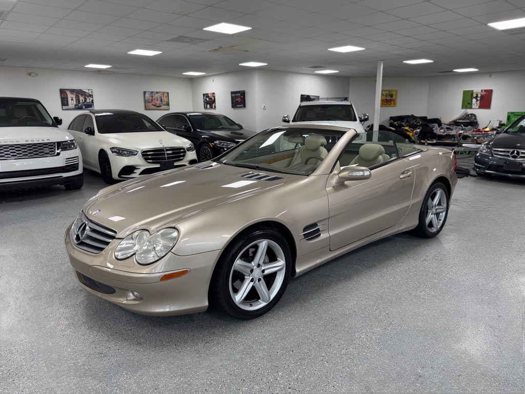 Photo 3 of this MERCEDES-BENZ SL-CLASS