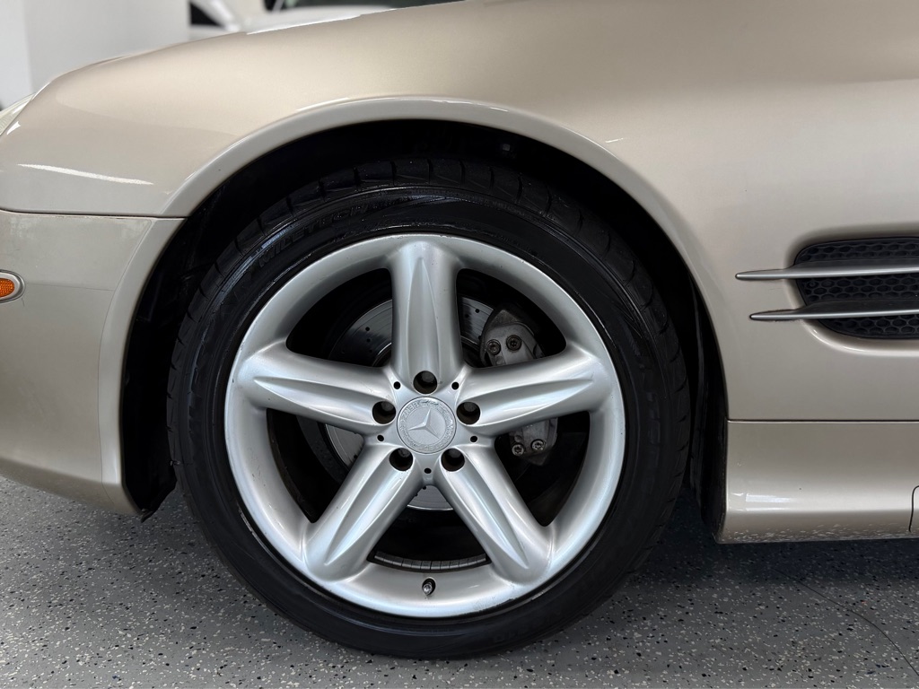 Photo 70 of this MERCEDES-BENZ SL-CLASS