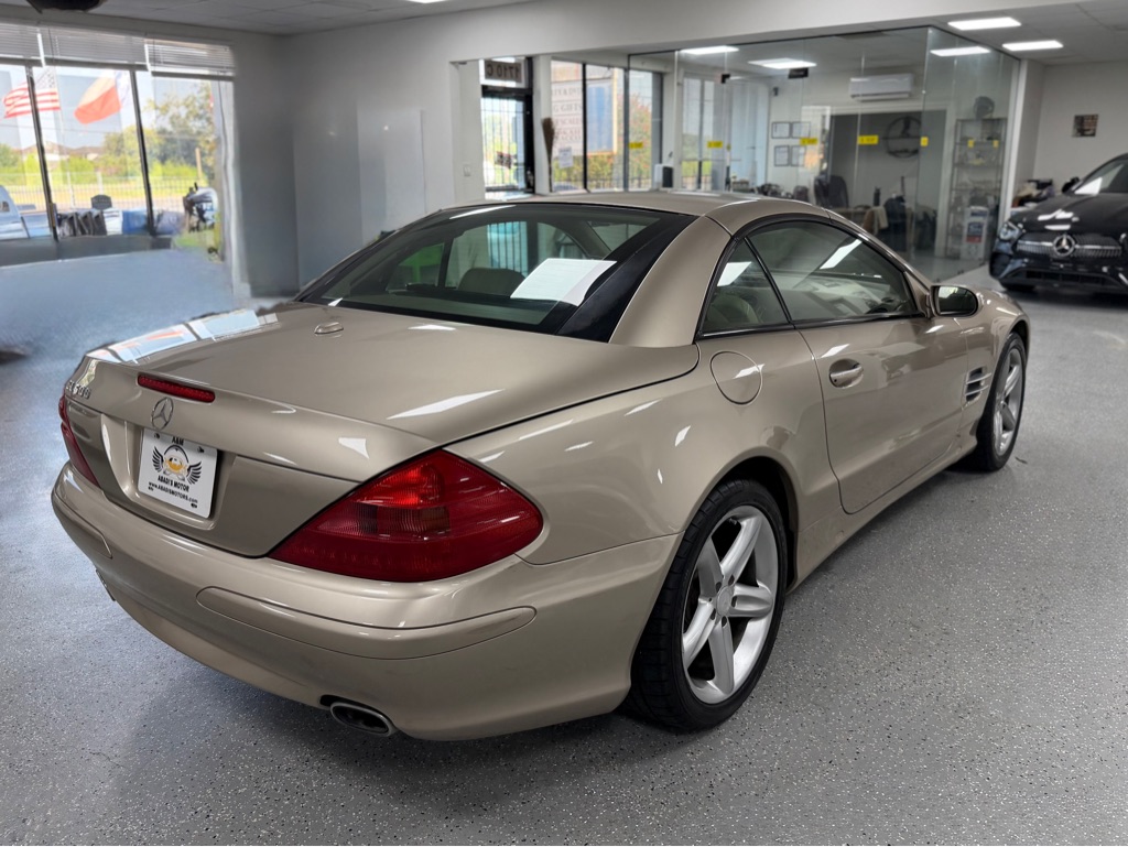 Photo 56 of this MERCEDES-BENZ SL-CLASS